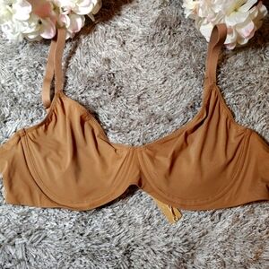 Skims 38B bra NWT